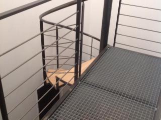 Fabricant escalier métal en colimaçon à Lunel - Hérault